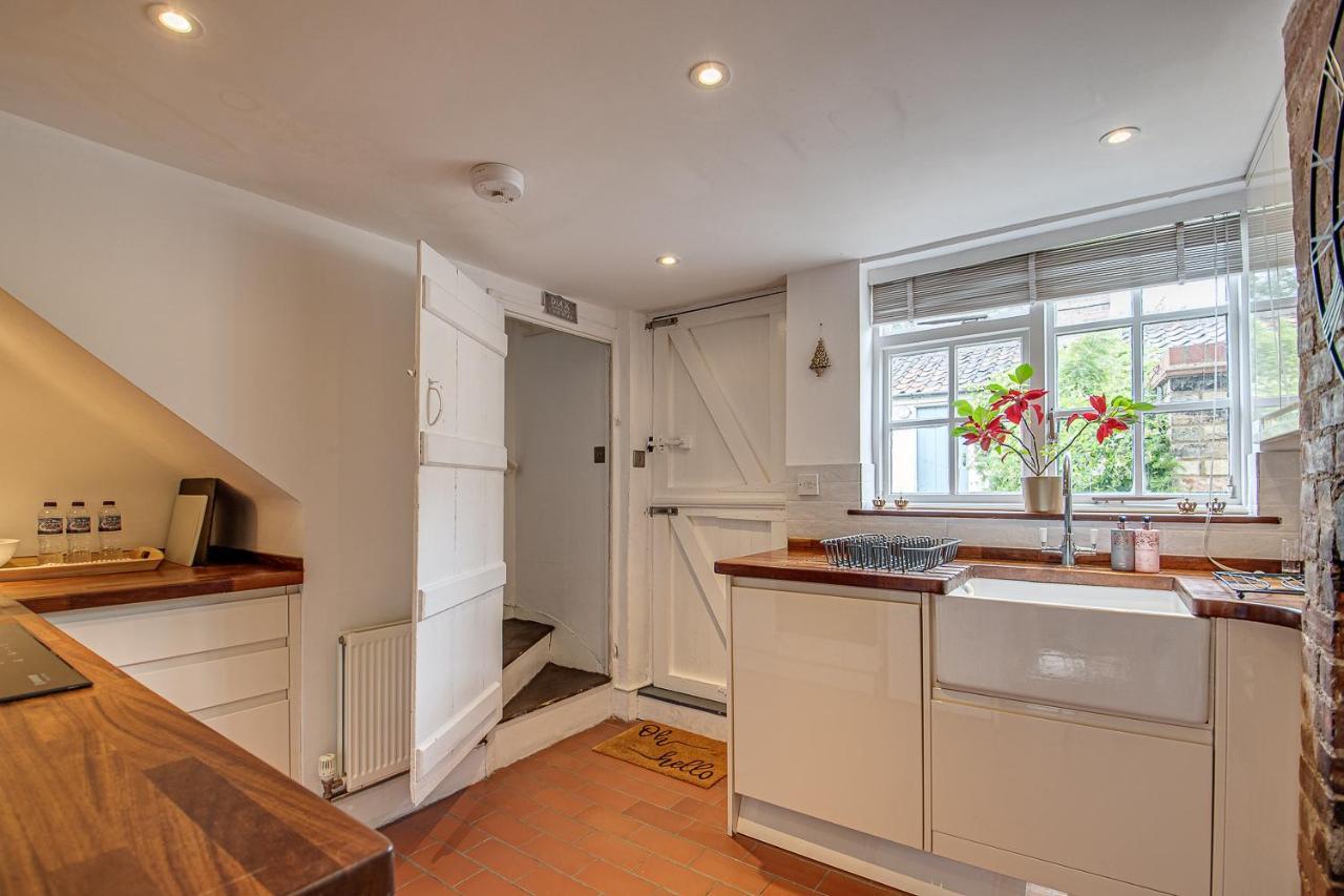 Sweet & Cosy 10 Bridewell Cottage With Parking Available Upon Request Bury St. Edmunds Exterior photo
