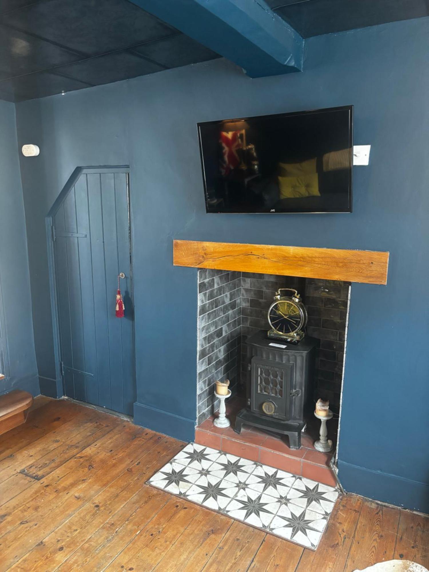 Sweet & Cosy 10 Bridewell Cottage With Parking Available Upon Request Bury St. Edmunds Exterior photo