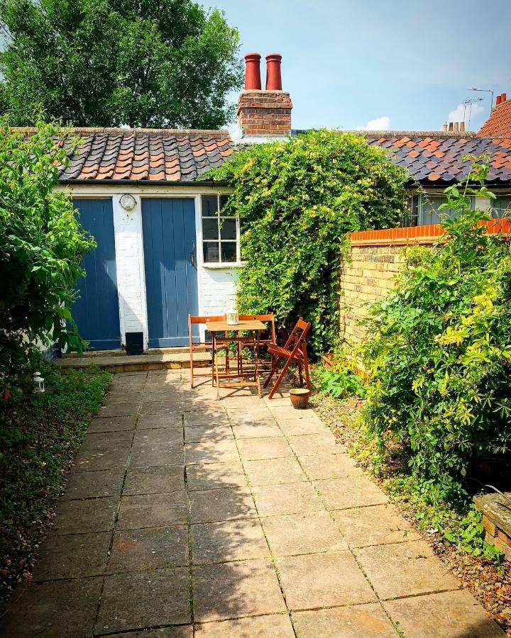 Sweet & Cosy 10 Bridewell Cottage With Parking Available Upon Request Bury St. Edmunds Exterior photo